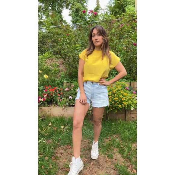 Late 80s / Early 90s Liz Claiborne Silk Top – Golden Hour Vintage - Picture 10 of 11